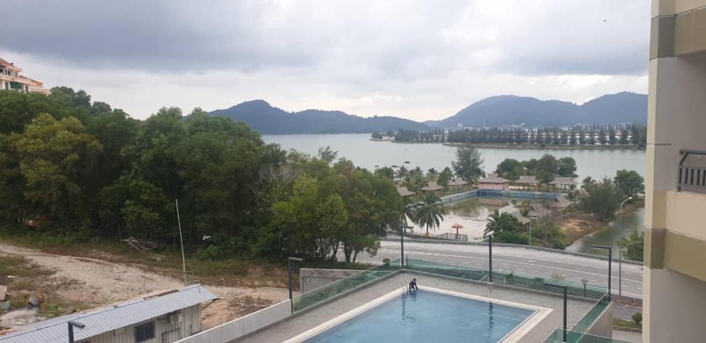 Marina Heights Hotel Residences لومو المظهر الخارجي الصورة