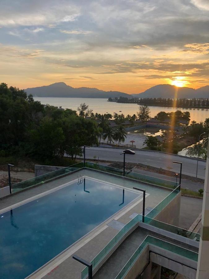 Marina Heights Hotel Residences لومو المظهر الخارجي الصورة